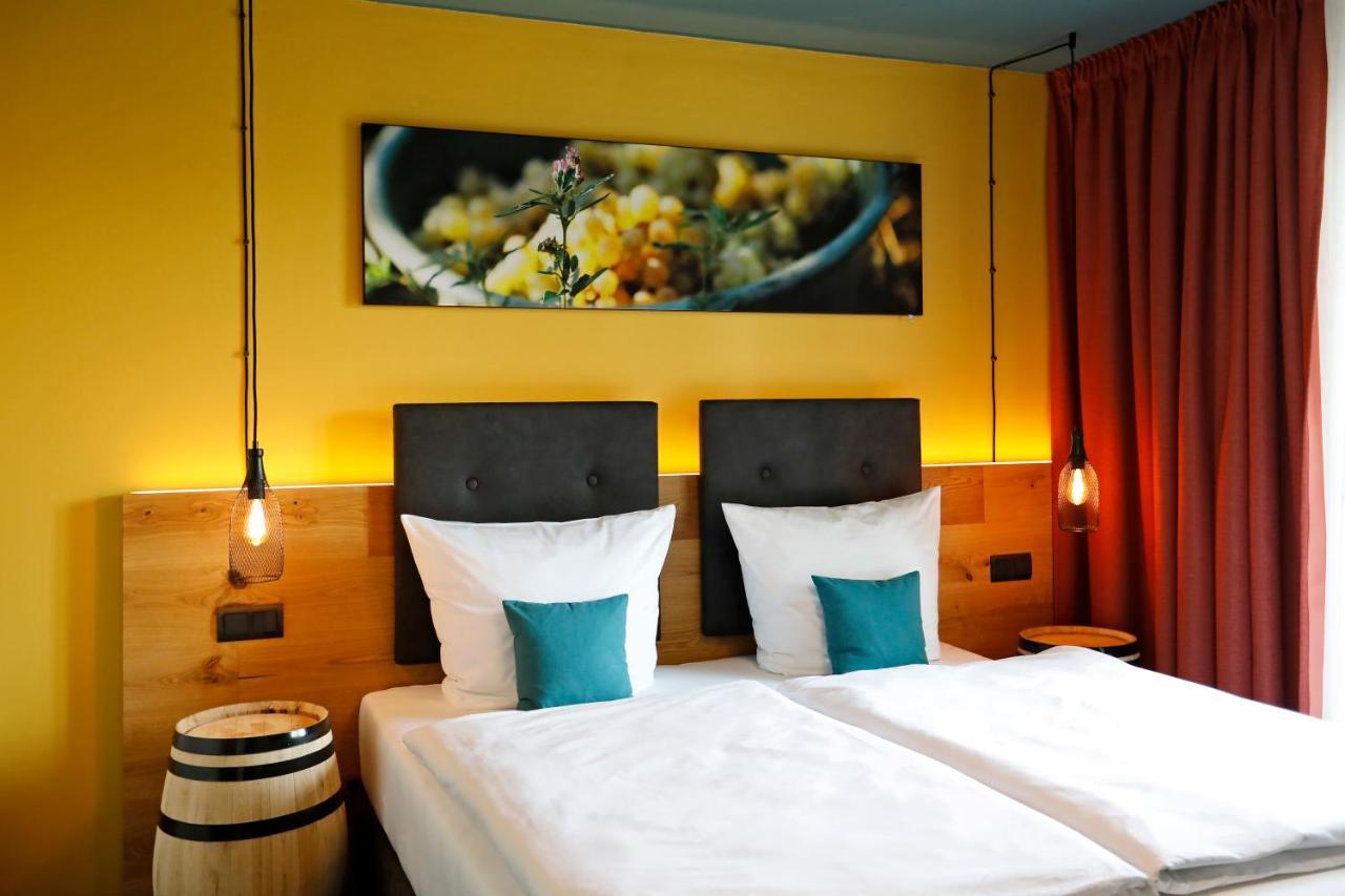 Casa Palatina Bed & Breakfast โกรสคาร์ลบาค ภายนอก รูปภาพ