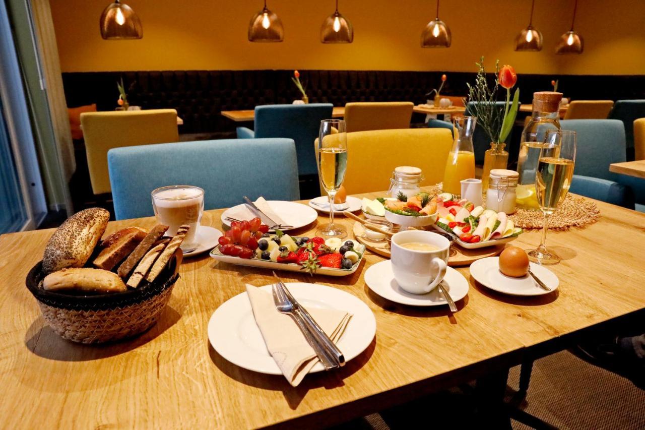 Casa Palatina Bed & Breakfast โกรสคาร์ลบาค ภายนอก รูปภาพ